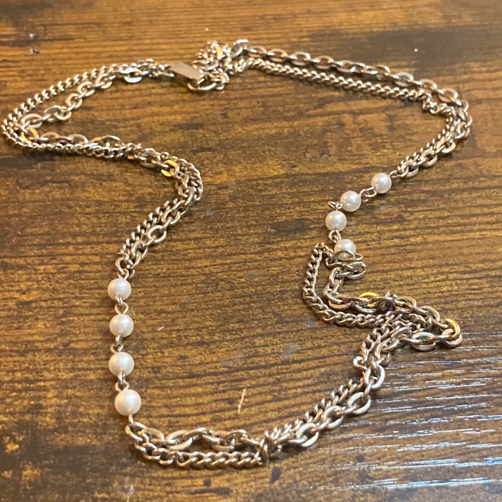 Vintage Layered Double‎ Strand Faux Pearl Silver Tone Mixed Chain Necklace 21.5"